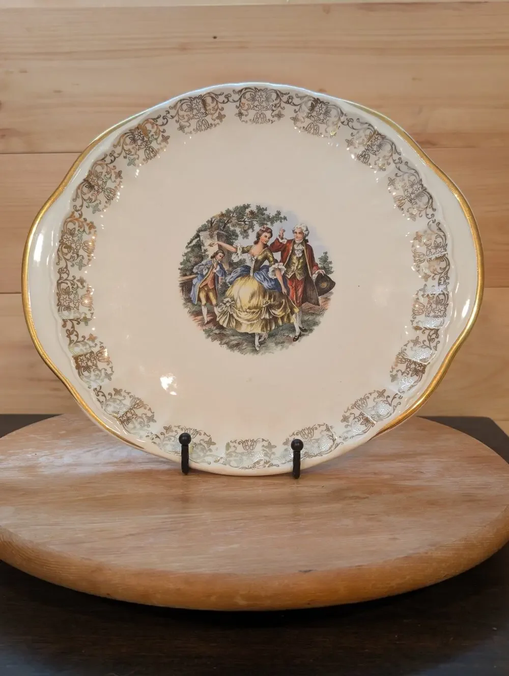 WS George Bolero Oval Platter - Colonial Couple - 22K Gold - Vintage 12